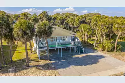 613 Palmetto Boulevard, Edisto Beach, SC 29438 - Photo 1