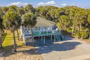 613 Palmetto Blvd, Edisto Beach, SC 29438 - Photo 1