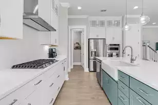 2642 Balena Dr, Mount Pleasant, SC 29466 - Photo 6