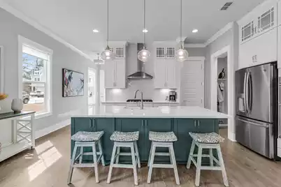 2642 Balena Drive, Mount Pleasant, SC 29466 - Photo 4