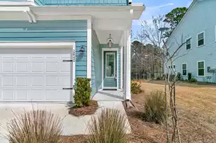 2642 Balena Dr, Mount Pleasant, SC 29466 - Photo 2