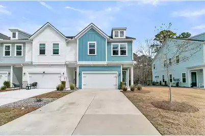 2642 Balena Drive, Mount Pleasant, SC 29466 - Photo 2