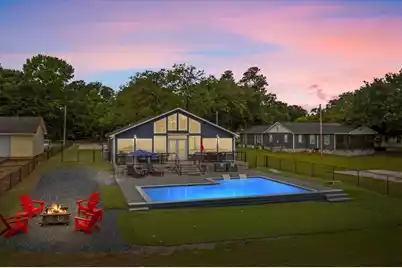 1317 Lakeview Drive, Manning, SC 29102 - Photo 1