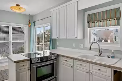 1534 Privateer Drive, Mount Pleasant, SC 29464 - Photo 10