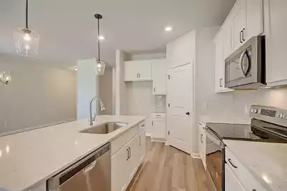 3070 Macaron Court, Ravenel, SC 29470 - Photo 4