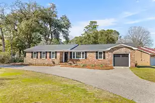 1871 Rugby Ln, Charleston, SC 29407 - Photo 2