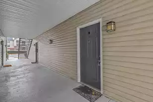 2011 Hwy 17 N, Mount Pleasant, SC 29466 - Photo 4