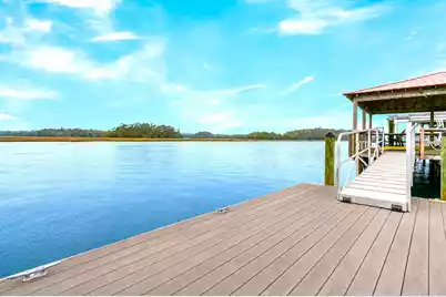 2725 Parkers Landing Road, Mount Pleasant, SC 29466 - Photo 8