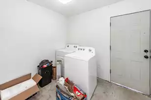 146 Highland Ave, Summerville, SC 29486 - Photo 14