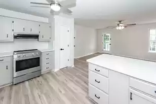 146 Highland Ave, Summerville, SC 29486 - Photo 10