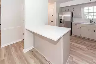 146 Highland Ave, Summerville, SC 29486 - Photo 6