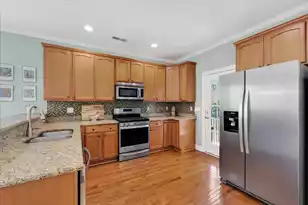 3620 Bagley Dr, Mount Pleasant, SC 29466 - Photo 14