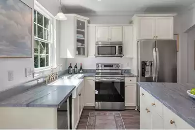 729 Spark Street, Mount Pleasant, SC 29464 - Photo 6
