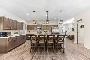 207 McMakin Dr, Summerville, SC 29483 - Photo 2