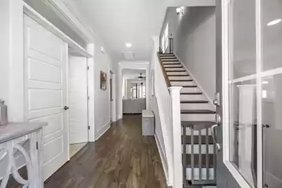 889 Carnes Crossing Boulevard, Summerville, SC 29486 - Photo 6