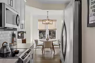 2228 Chatelain Way, Mount Pleasant, SC 29464 - Photo 6