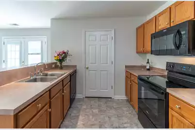 4833 Shady Tree Lane, Summerville, SC 29485 - Photo 8