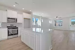 535 Ivy Grn Ln, Summerville, SC 29486 - Photo 2