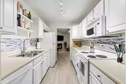 8045 Vermont Road, North Charleston, SC 29418 - Photo 10