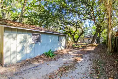 2104 Maybank Highway, Charleston, SC 29412 - Photo 16