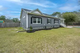 164 Albacore Rd, Bonneau, SC 29431 - Photo 2