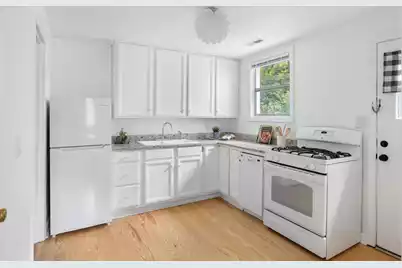201 Collingwood Avenue, Charleston, SC 29407 - Photo 10