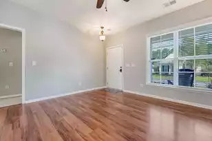 111 Foxglove Ave, Summerville, SC 29483 - Photo 10