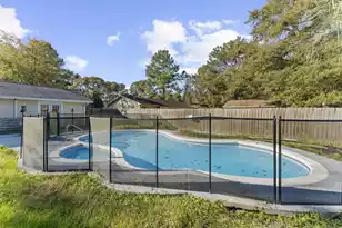 300 Logan Dr, Summerville, SC 29483 - Photo 36