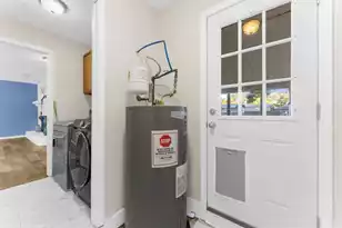 300 Logan Dr, Summerville, SC 29483 - Photo 32