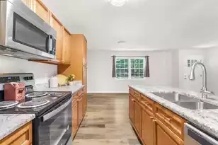 300 Logan Dr, Summerville, SC 29483 - Photo 12