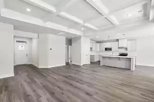 1051 Thinleaf Ave, Ridgeville, SC 29472 - Photo 8