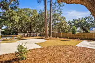 2608 Boyer St, Beaufort, SC 29902 - Photo 52