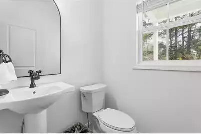 639 Laurel Street N, Summerville, SC 29483 - Photo 14