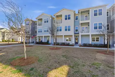 639 Laurel Street N, Summerville, SC 29483 - Photo 1