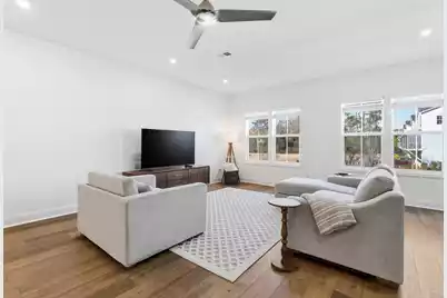 639 Laurel Street N, Summerville, SC 29483 - Photo 12