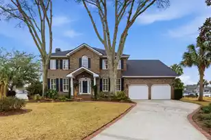 1313 Overcreek Ct, Mount Pleasant, SC 29464 - Photo 2