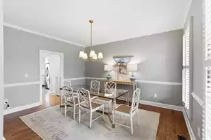 1313 Overcreek Ct, Mount Pleasant, SC 29464 - Photo 4