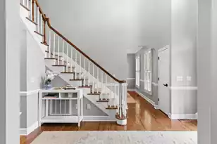 1313 Overcreek Ct, Mount Pleasant, SC 29464 - Photo 6