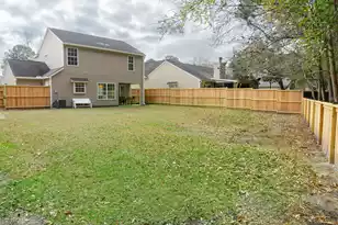 1124 Marsh Harbor Ln, Charleston, SC 29492 - Photo 18