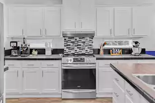 1293 Long Acre Dr, Bonneau, SC 29431 - Photo 14