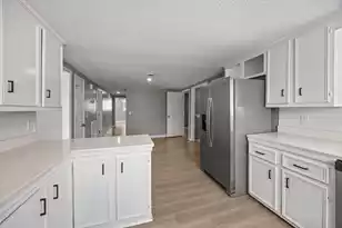 725 Live Oak Dr S, Moncks Corner, SC 29461 - Photo 8