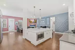 1055 Stonehenge Dr, Hanahan, SC 29410 - Photo 10