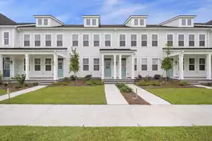 762 Blueway Ave, Summerville, SC 29486 - Photo 1