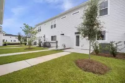 762 Blueway Avenue, Summerville, SC 29486 - Photo 18