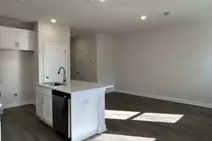 475 Martins Creek Blvd, Summerville, SC 29485 - Photo 6