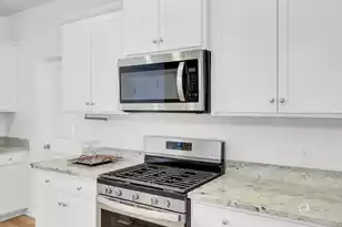 3889 Sawmill Ct, Mount Pleasant, SC 29429 - Photo 16
