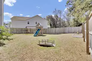 3889 Sawmill Ct, Mount Pleasant, SC 29429 - Photo 44