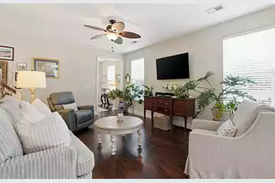 1065 Ashley Garden Boulevard, Charleston, SC 29403 - Photo 6