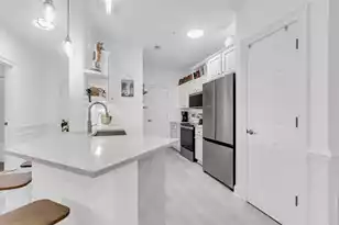 1984 Folly Road #Apt B308, Charleston, SC 29412 - Photo 16