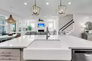 2008 Bouganvillia Dr, Johns Island, SC 29455 - Photo 10